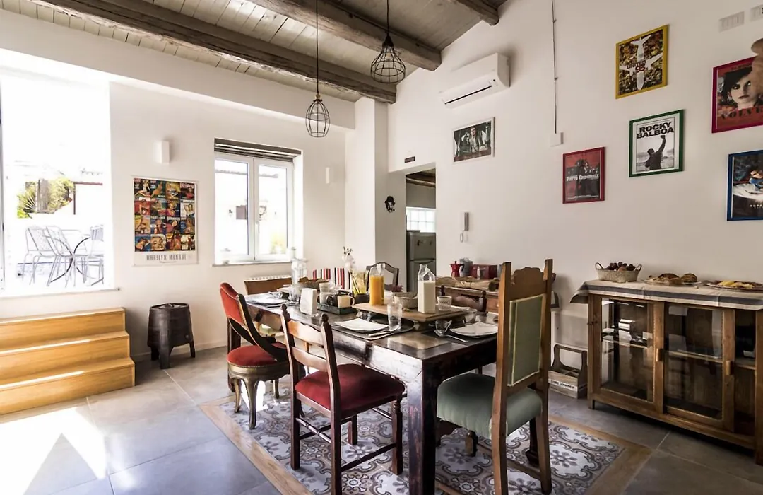 Ad Hoc Rooms-1